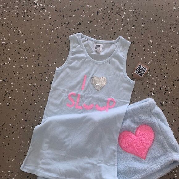 Roll outta bed pj set fuzzy shorts & tank - Picture 4 of 6